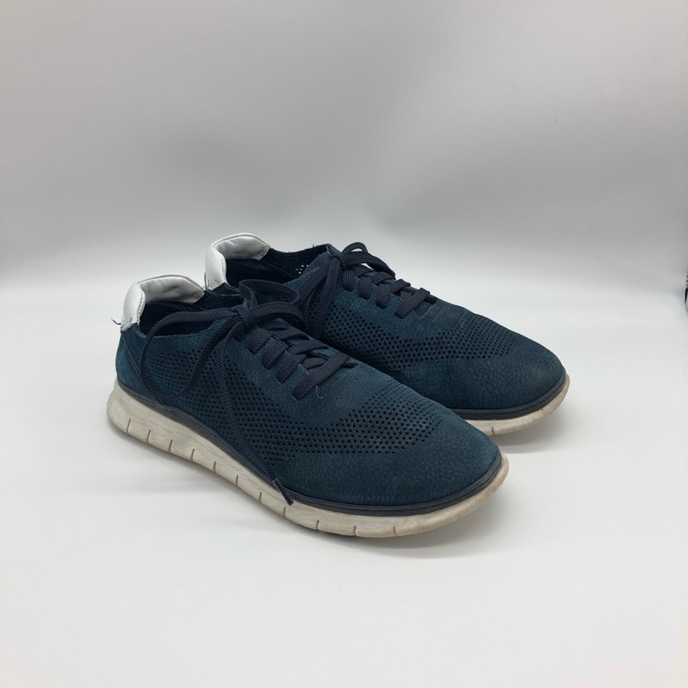 Vionic Navy Knit Lace-Up Sneakers with White Heel